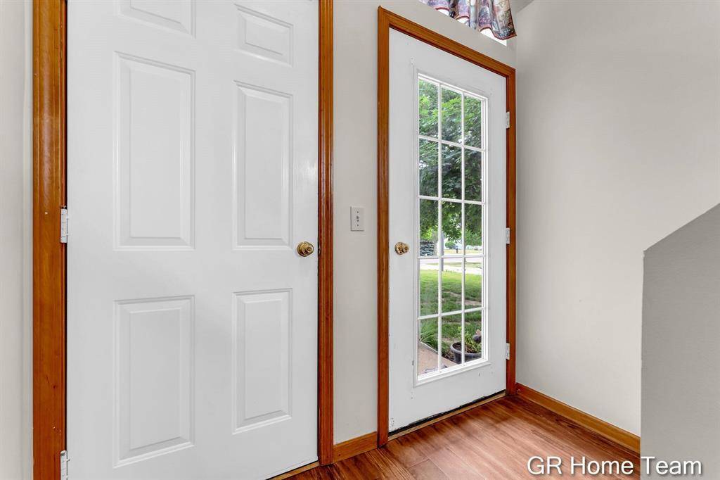 Grand Rapids, MI 49504,709 Cashew Court NW