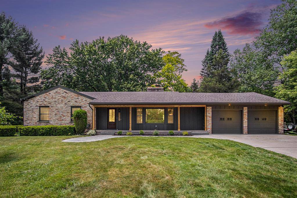 3737 Peach Ridge Avenue NW, Alpine Twp, MI 49544