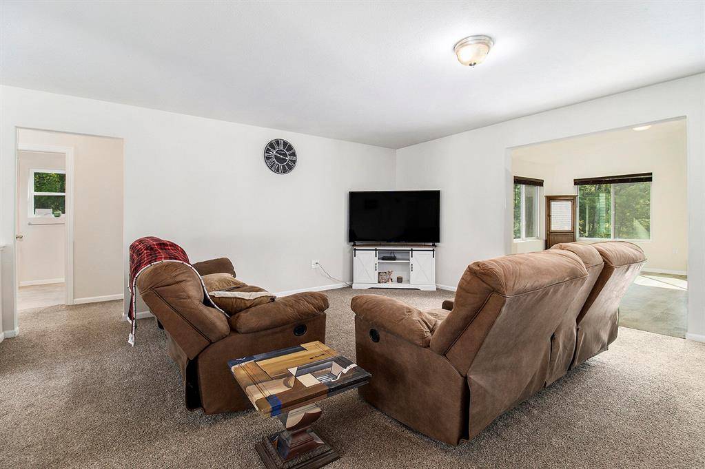 Croton Twp, MI 49337,8114 E 72nd Street #2