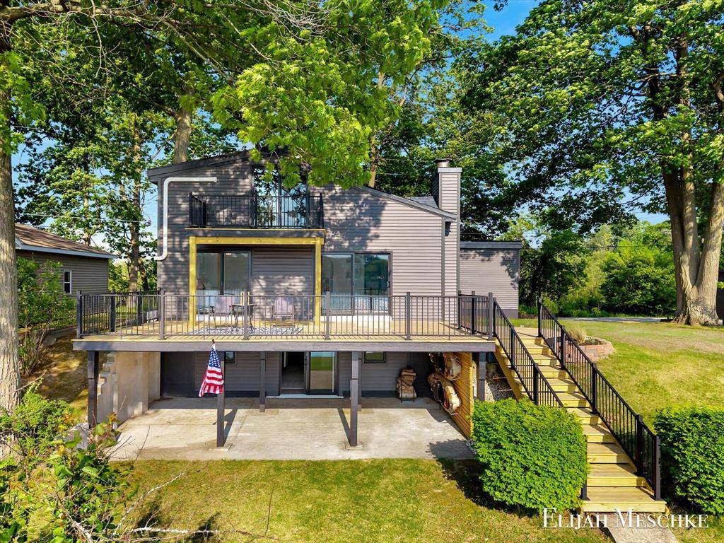 10459 Poplar Drive NE, Oakfield Twp, MI 49341