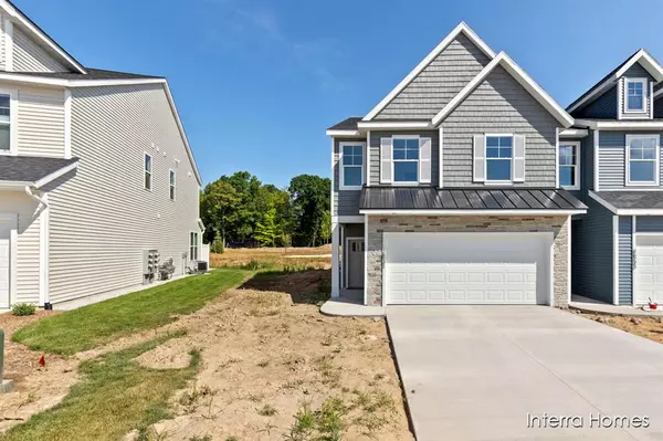 2831 W Highgate Street 32, Kentwood, MI 49512