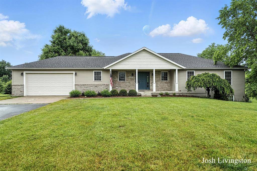 9337 Andrew Farms Drive, Caledonia Twp, MI 49302