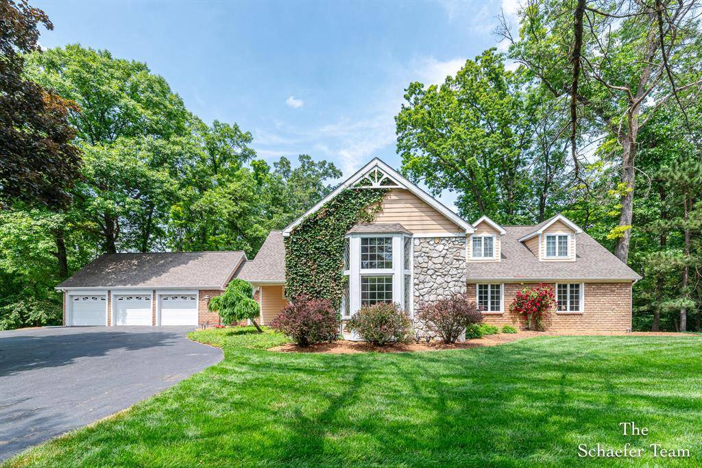 175 Honey Creek Avenue NE, Ada Twp, MI 49301