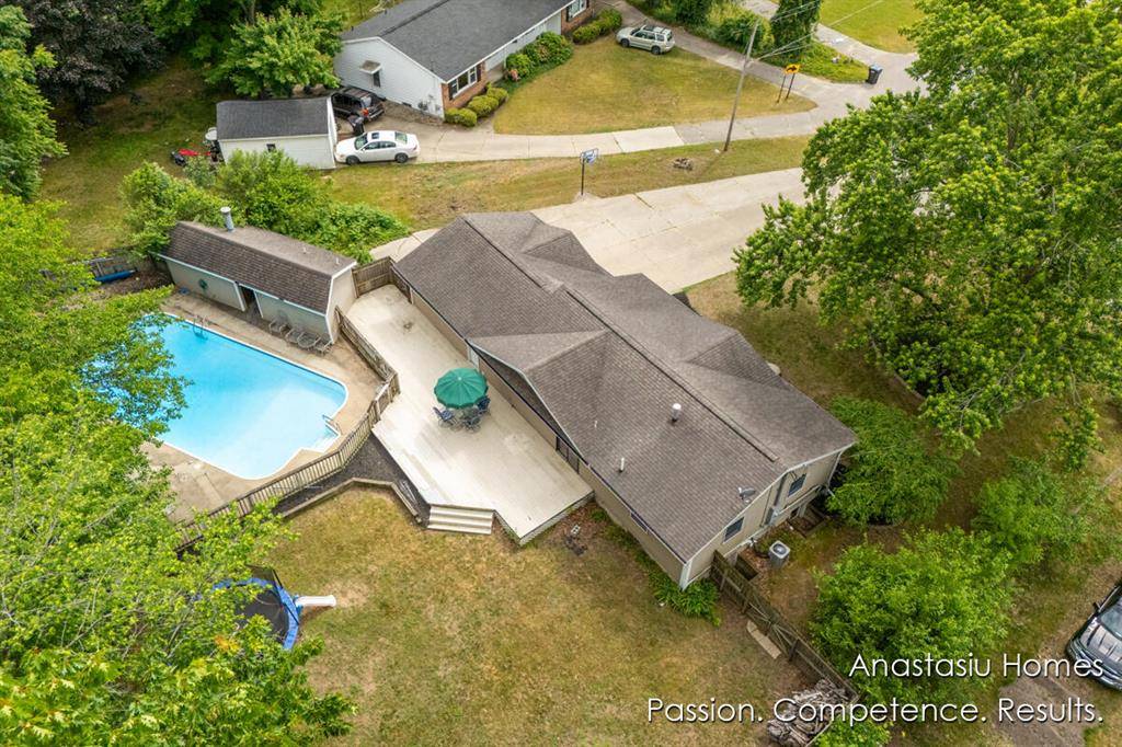 7240 Pete Avenue, Georgetown Twp, MI 49428