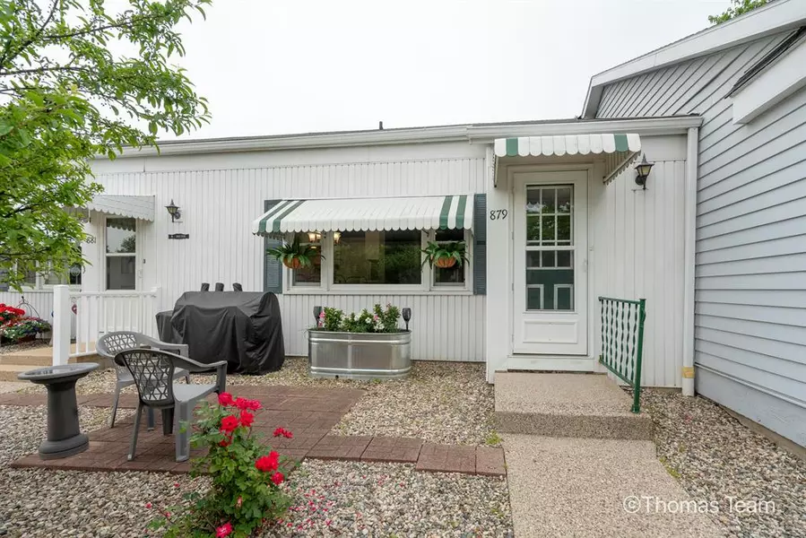 879 Village Lane, Georgetown Twp, MI 49428