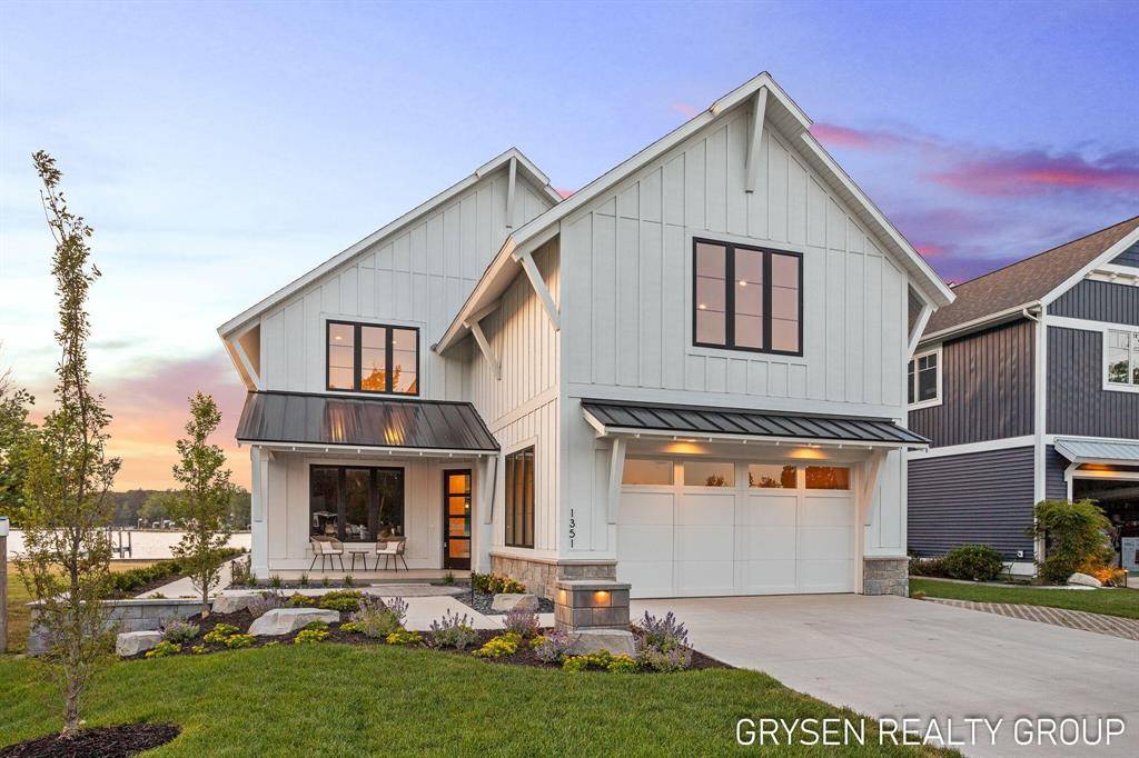 1351 Bayview Drive, Holland, MI 49423