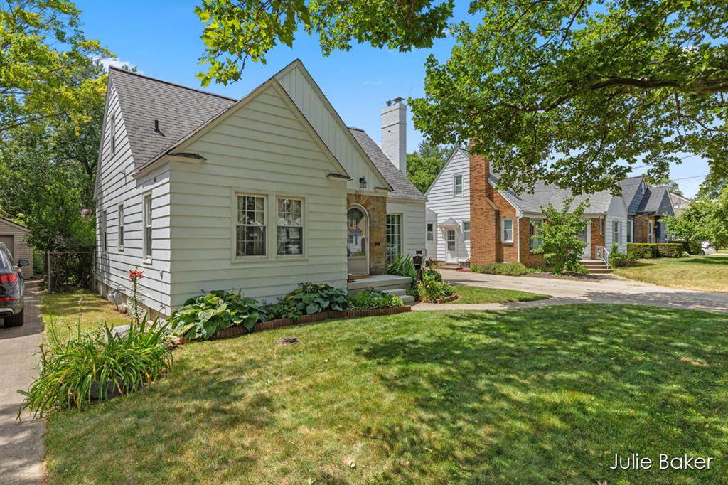 Grand Rapids, MI 49505,2013 Duiker Avenue NE