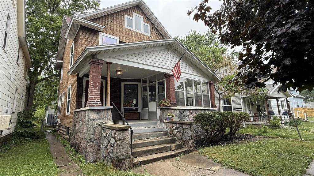 1435 Broadway Avenue NW, Grand Rapids, MI 49504