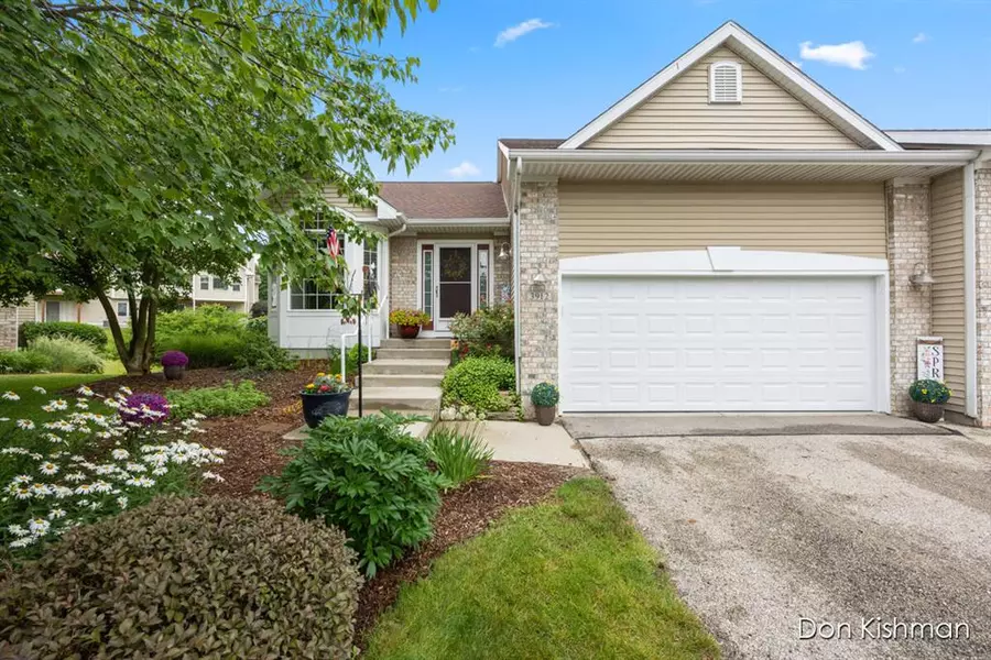 3912 Pemberton Drive SE 45, Grand Rapids, MI 49508