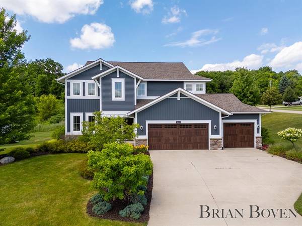 9633 Waterstone Drive, Gaines Twp, MI 49315