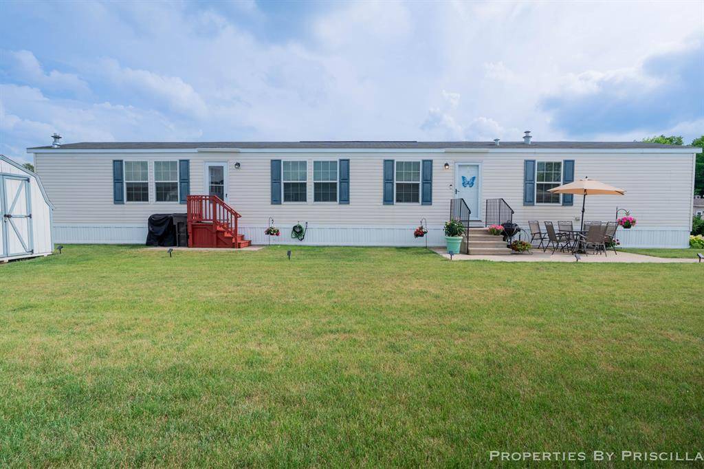 7384 Equine Lane SE, Caledonia Twp, MI 49316