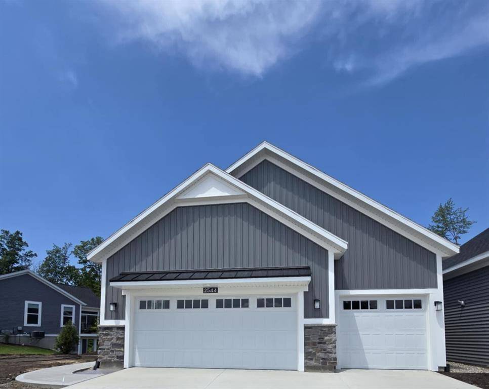 2544 Ravines Trail Drive SW, Byron Twp, MI 49315