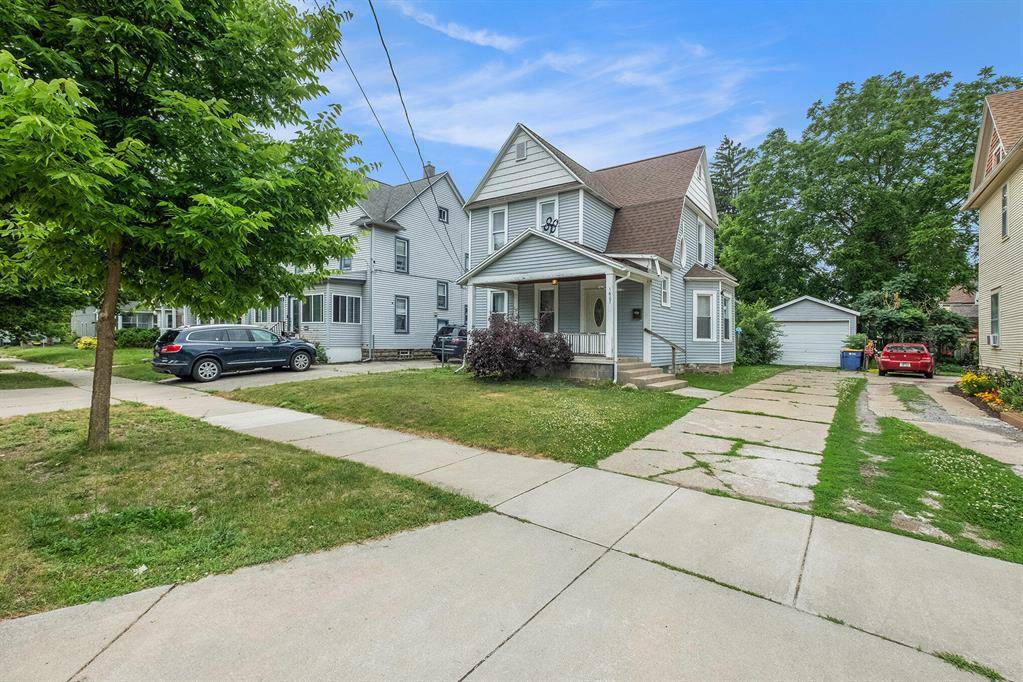 Grand Rapids, MI 49505,1607 Center Avenue NE