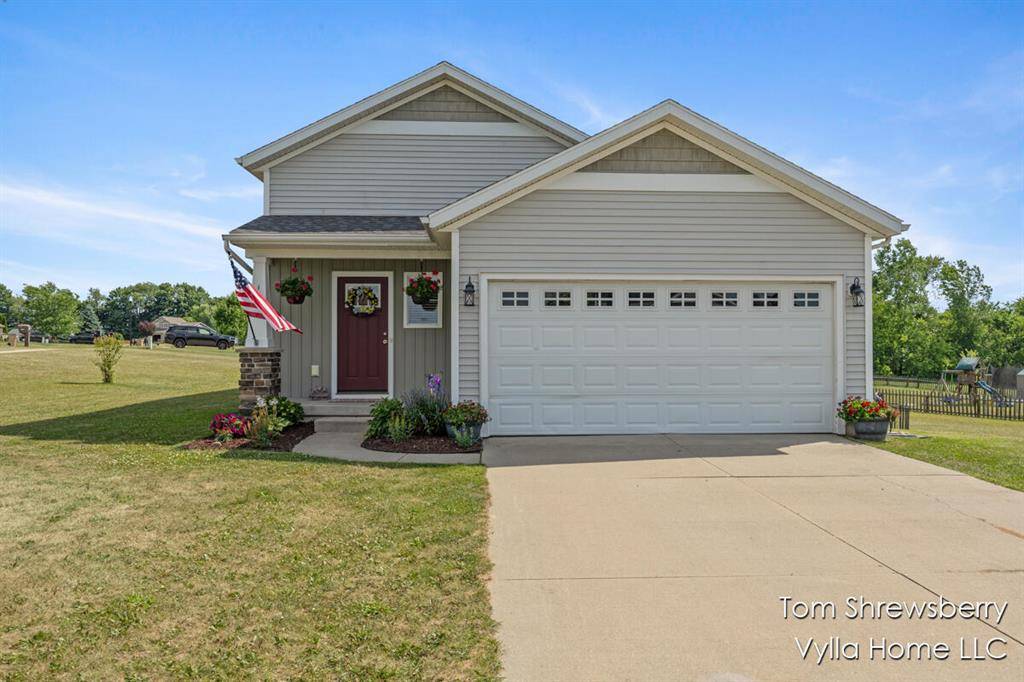1698 Trent Ridge Court NE, Solon Twp, MI 49319