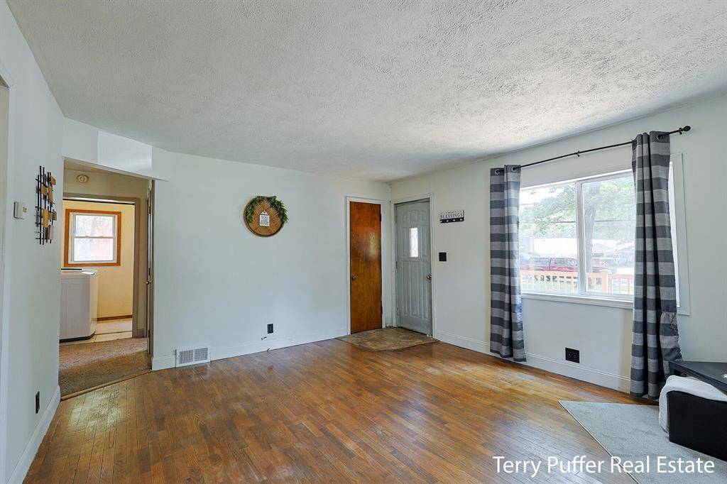 Laketon Twp, MI 49445,2025 Whitehall Road
