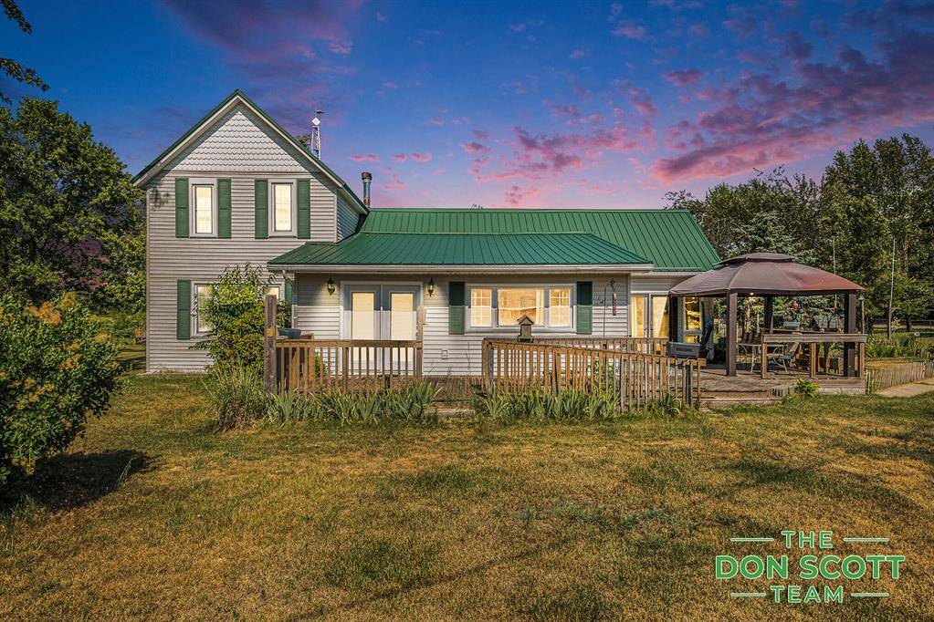 1444 S Moorland Road, Moorland Twp, MI 49451