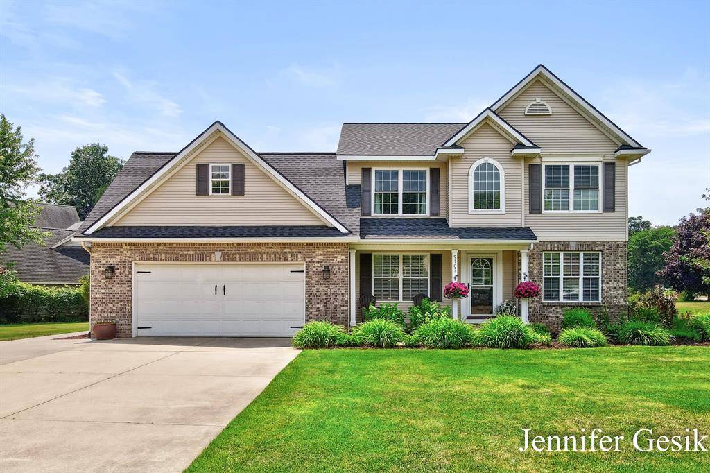 9107 Lady Lauren Drive NE, Algoma Twp, MI 49341