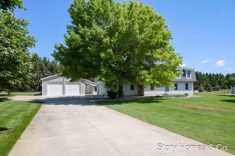 3459 44th Street, Heath Twp, MI 49419