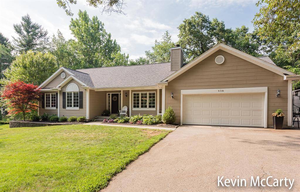 530 Pine Haven Drive, Plainfield Twp, MI 49321