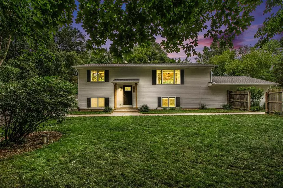 1081 4 Mile Road NE, Plainfield Twp, MI 49525