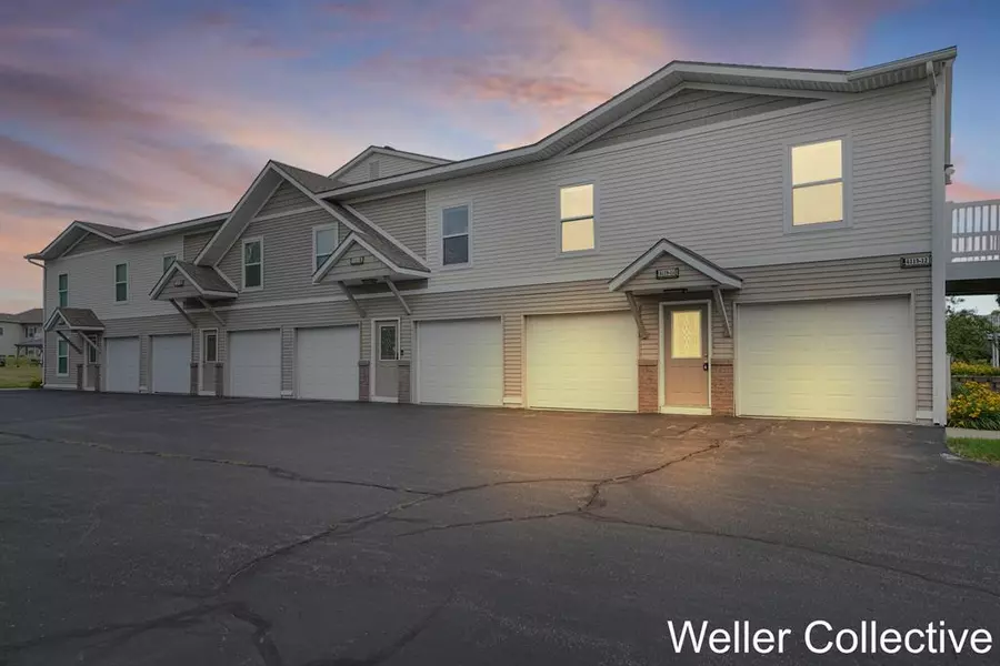 6119 E Fieldstone Hills Drive 11, Gaines Twp, MI 49316