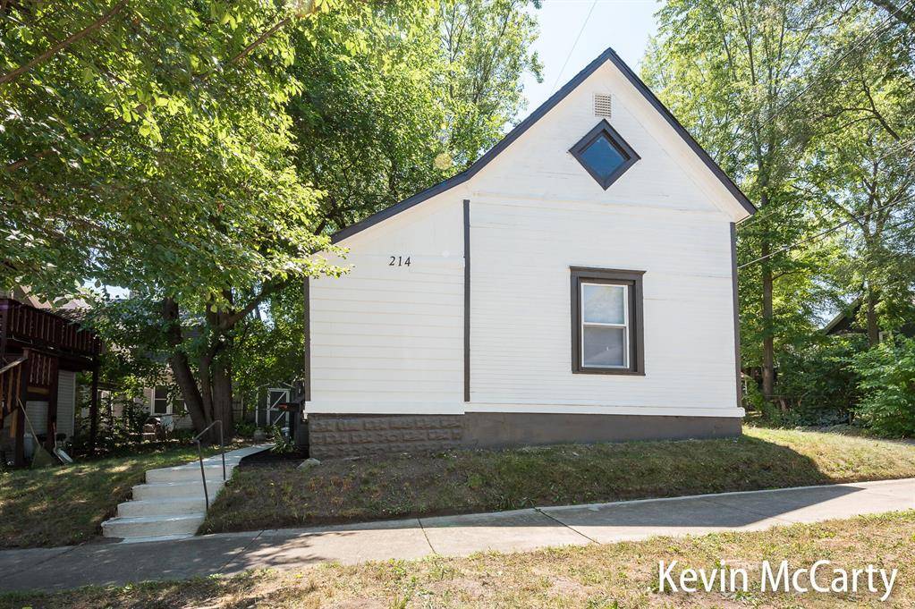 Grand Rapids, MI 49503,214 Bradford Street NE