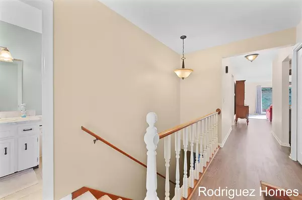 Grand Rapids, MI 49505,2106 Cranbrook Drive NE