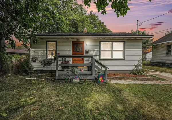 2620 Charlesgate Avenue SW, Wyoming, MI 49509
