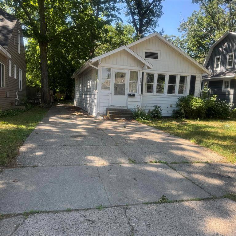 1073 Ada Avenue, Muskegon, MI 49442