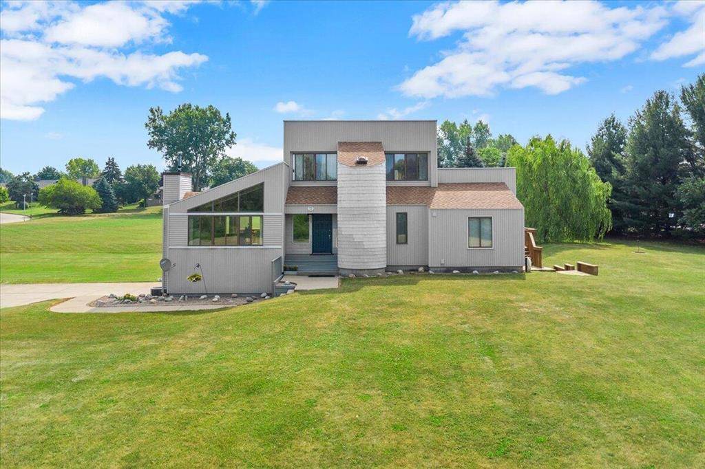 7330 Kalamazoo Avenue SE, Gaines Twp, MI 49316