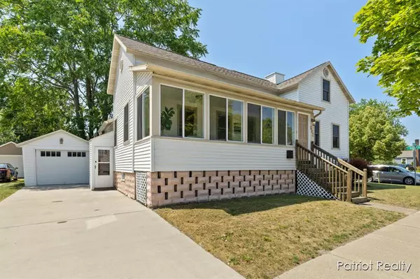 Grand Haven, MI 49417,602 Jackson Street