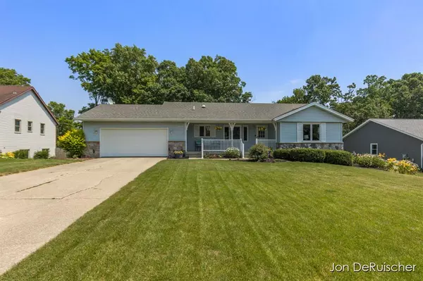 6738 City View Drive, Georgetown Twp, MI 49426
