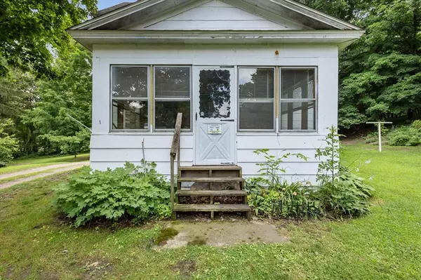 Gun Plain Twp, MI 49080,842 10th Street