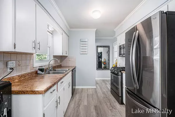 Wyoming, MI 49519,2521 Chassell Street SW