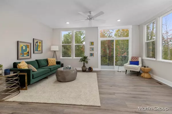 Grand Rapids, MI 49505,2229 Watertown Way NE