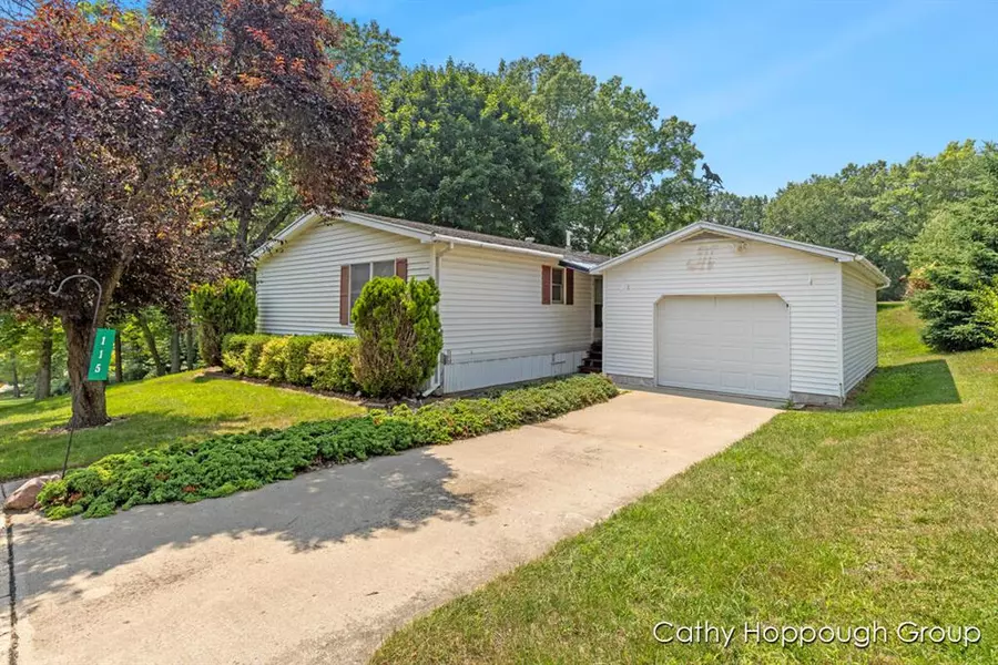 1133 Yeomans Street 115, Easton Twp, MI 48846