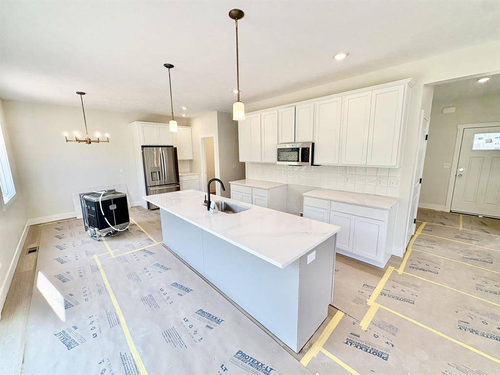 Caledonia Twp, MI 49302,8344 Kettle Oak Drive SE