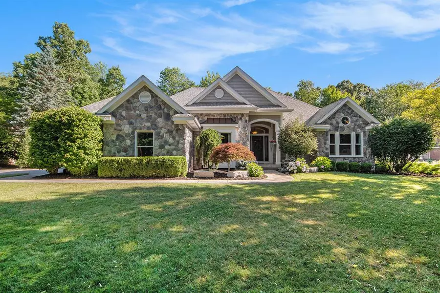 2561 Hunter Green Court SE, Cascade Twp, MI 49546
