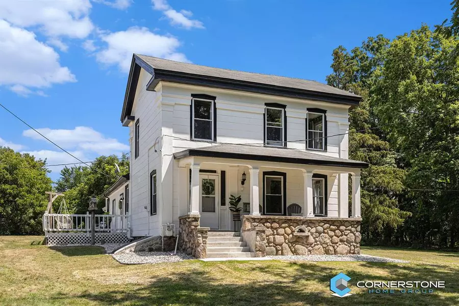 6816 Division Avenue N, Plainfield Twp, MI 49321