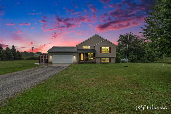 13838 Olin Lakes Drive, Solon Twp, MI 49345