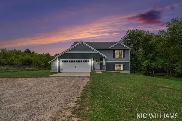 Solon Twp, MI 49319,1530 21 Mile Road NE