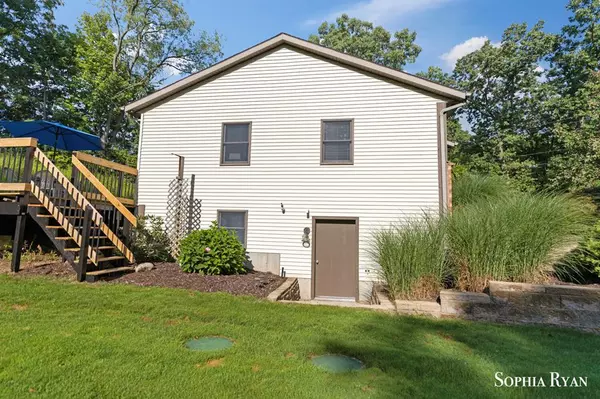 Ada Twp, MI 49301,86 Carl Drive NE