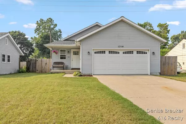 Grand Rapids, MI 49505,1314 Hollywood Street NE