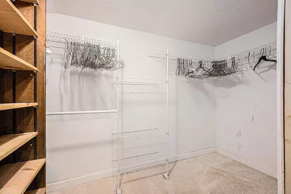Hastings, MI 49058,727 N East Street