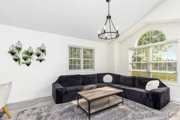 Wyoming, MI 49509,5589 Burlingame Avenue SW