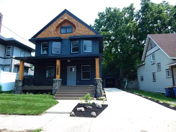 70 Grand Avenue NE, Grand Rapids, MI 49503