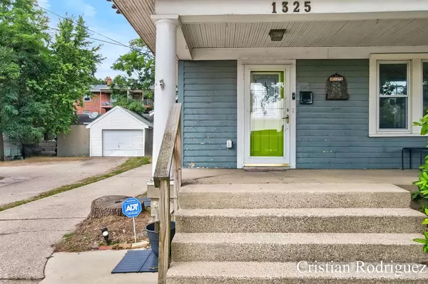 Grand Rapids, MI 49507,1325 Burton Street SE