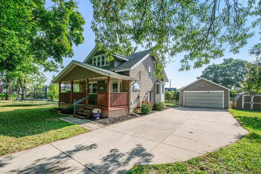 4300 Stuart Avenue SE, Grand Rapids, MI 49508