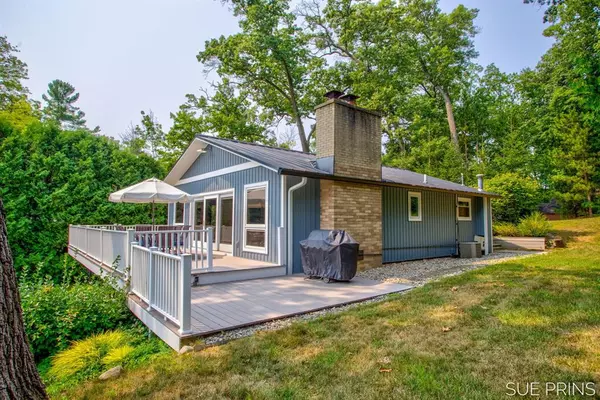 Grant Twp-newaygo, MI 49327,1485 Hess Lake Drive