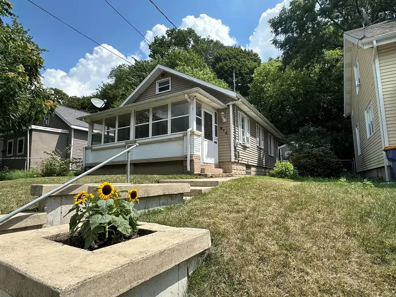 914 Underhill Ave SW Avenue SW, Grand Rapids, MI 49503